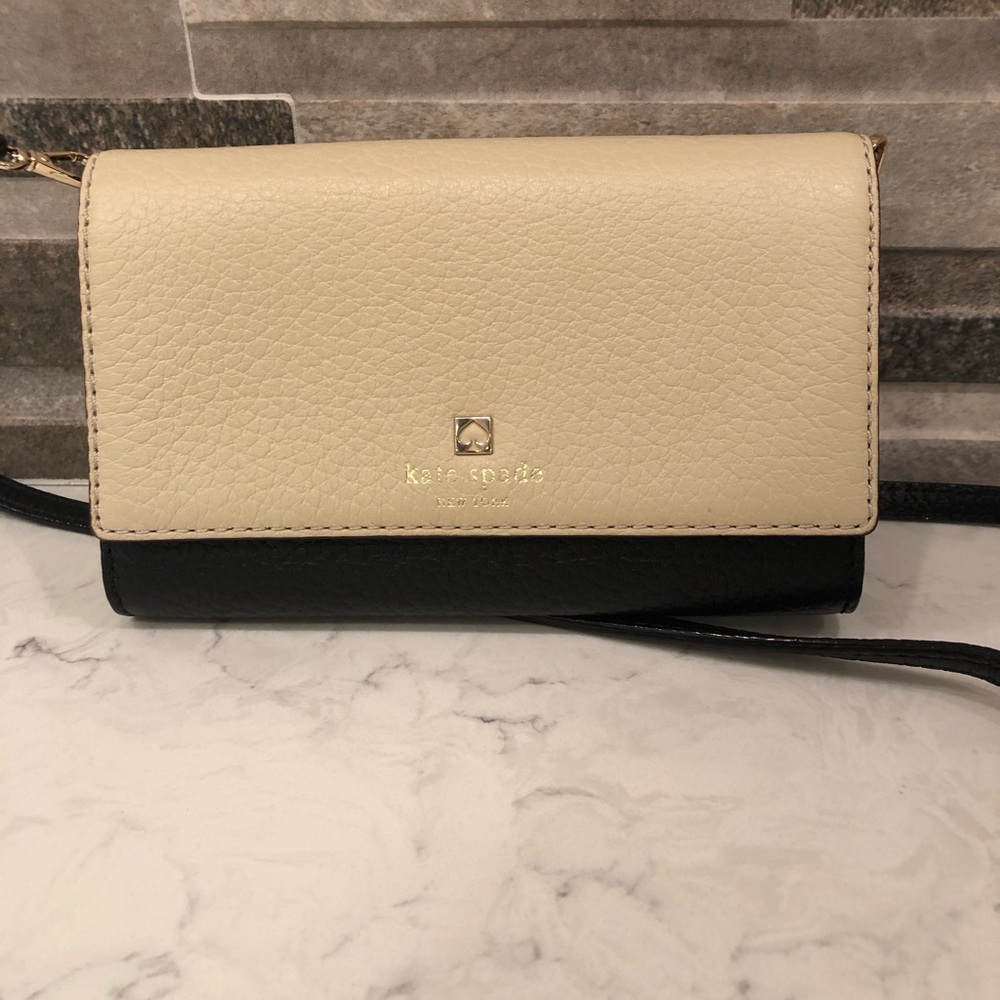 Kate Spade Black & Tan Crossbody
